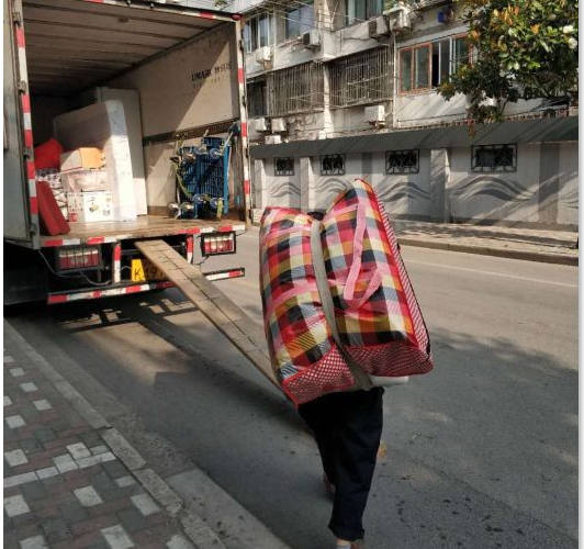 臺風“利奇馬”給搬家服務帶來了很大影響(圖1) 臺風“利奇馬”給搬家服務帶來了很大影響(圖1)